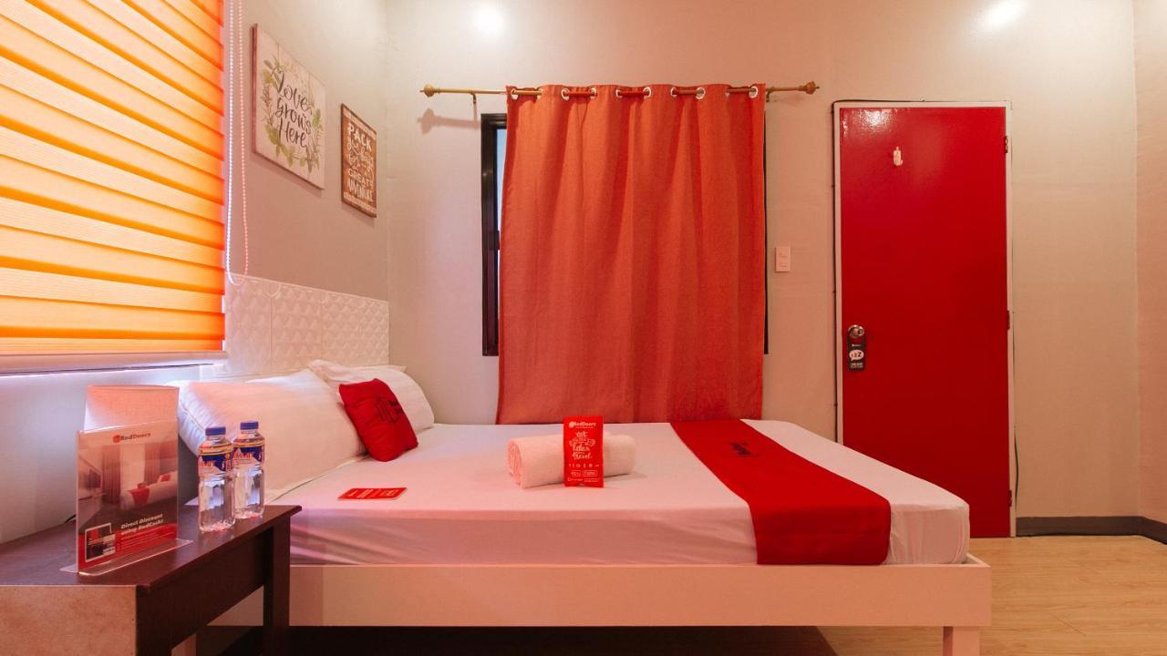 Reddoorz Near Christ The King Medical Center Hotel Manilla Buitenkant foto